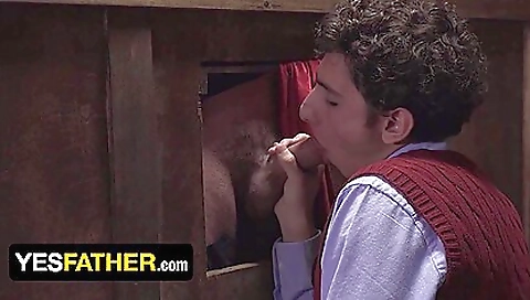 Twinkers dick is in her mouth while being nailed on a confession booth