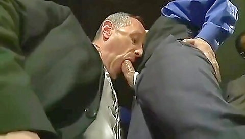 Boyfriend shows his large big cocks in a gangbang video