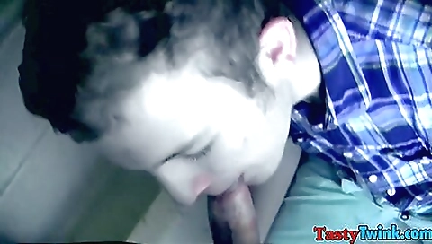 Big ass brunette sucking a large dick and getting a mouthful